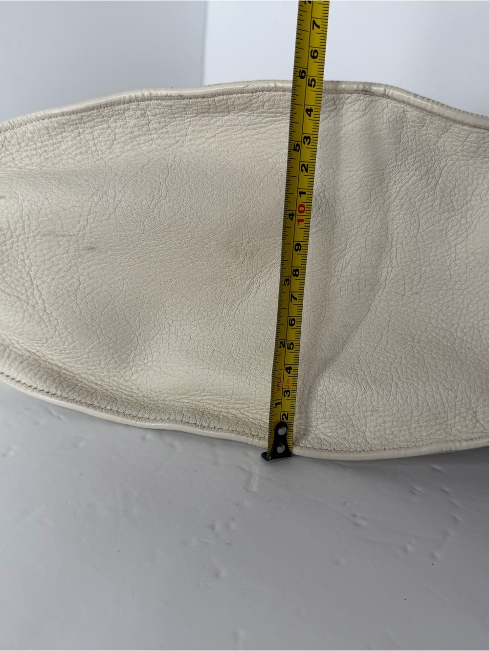 A.L.C. ALC Sadie Cream Leather Hobo Shoulder Bag with Pockets - Picture 6 of 15